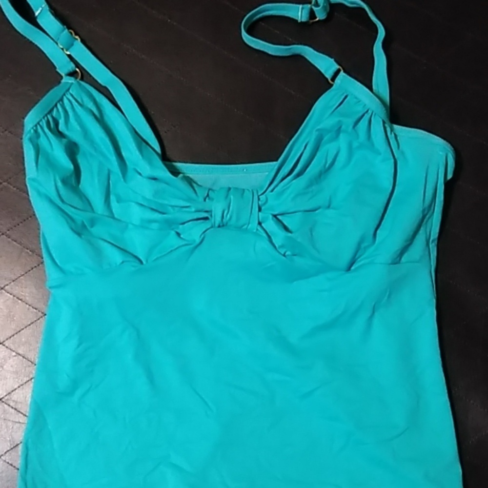 Bathing suit top - Picture 2 of 3